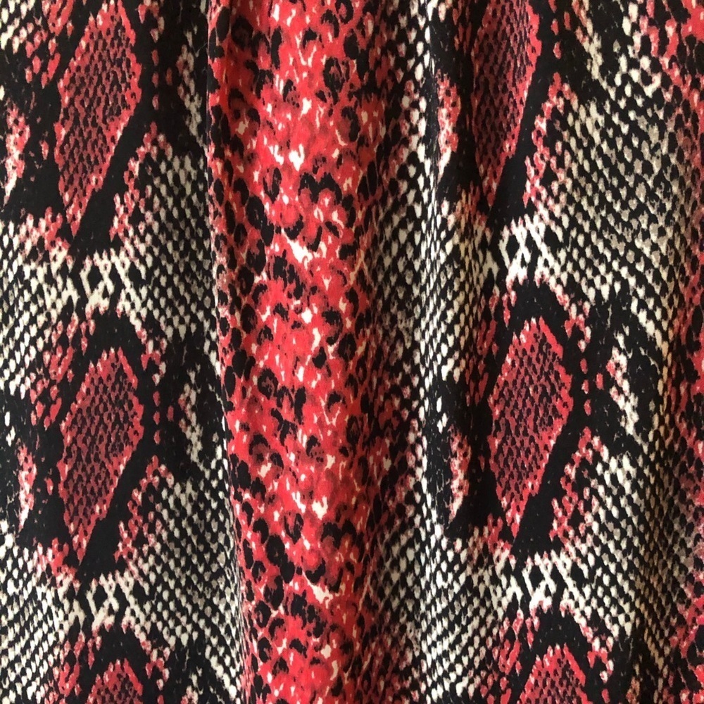 🎄 Lori Michaels collection  red/black dress size 8